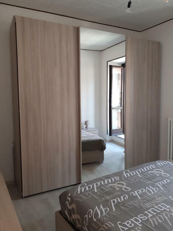 Laura'S Lake Room 阿罗纳 外观 照片